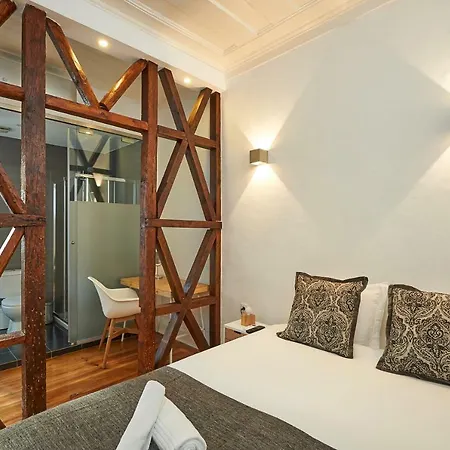 巴罗艾特 - 里斯本中部假日租赁公寓 *